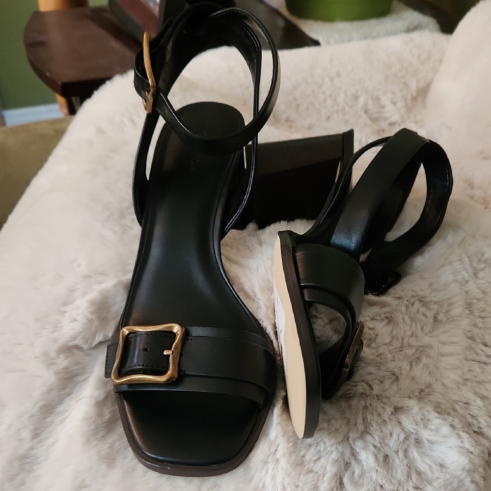 NWOB Nordstrom Black Leather Ankle Wrap Sandals -Size 10